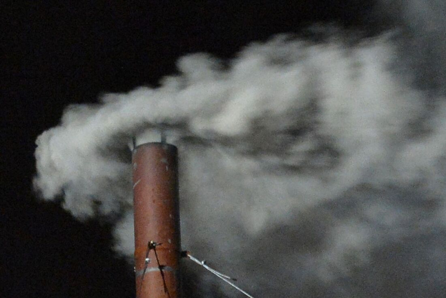 A cor da fumaça: o que significa o sinal do conclave papal