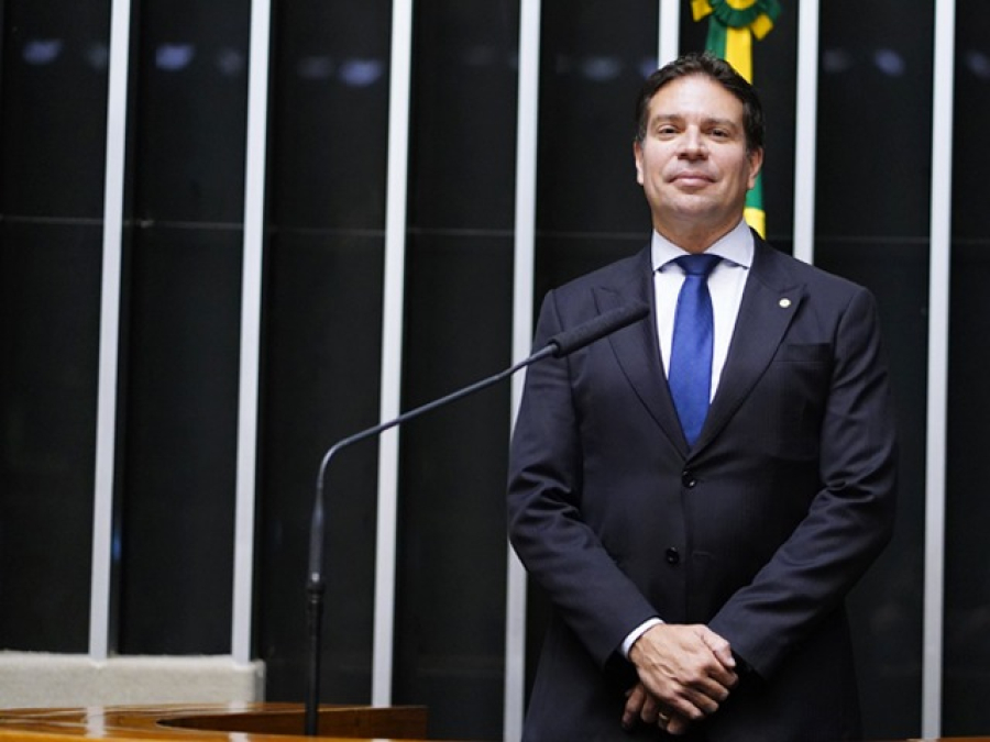 Congresso aprova suspensão da ação de Ramagem (PL)