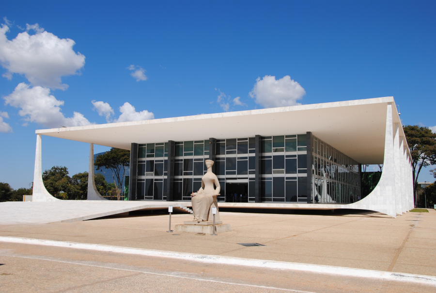 Julgamento de Roman no STF permanece, apesar da oposição do Congresso
