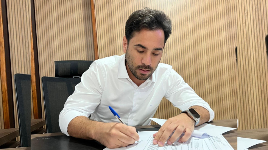 Prefeito de Santana do Mundaú anuncia reajuste salarial de 10% para professores